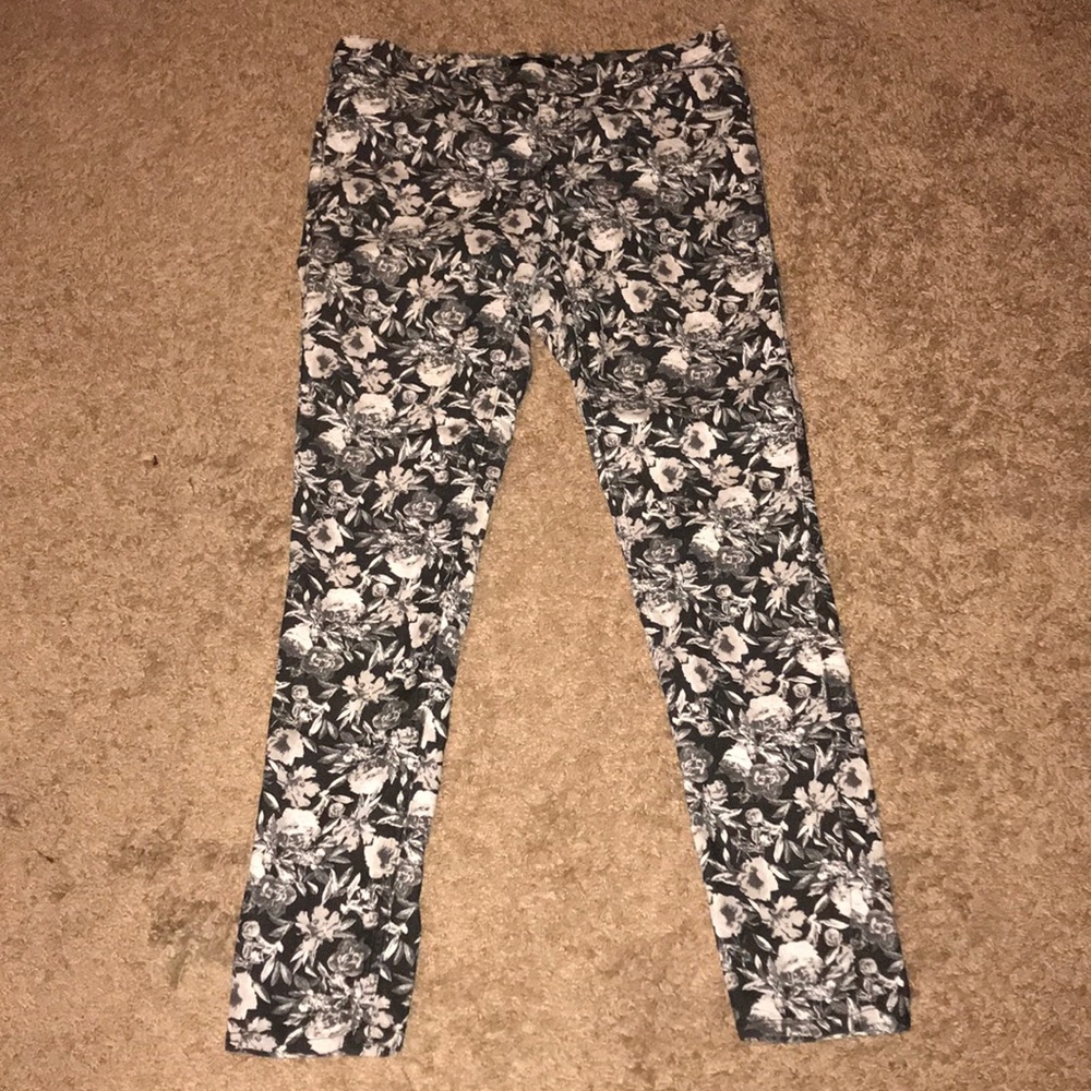 H&M Floral Jean Leggings/Jeggings Size 12